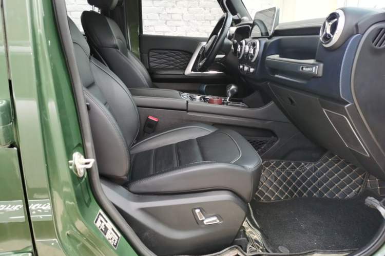 Used BAIC Off-Road BJ40 2020 2.3T Automatic Four-Wheel Drive Rainforest Expedition Edition Right Front Seat