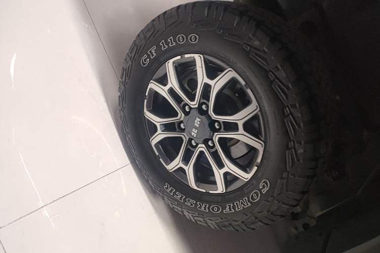 Used BAIC Off-Road BJ40 2020 2.0T Automatic Four-Wheel Drive Urban Hunter Edition Prestige Version Right Rear Wheel Hub