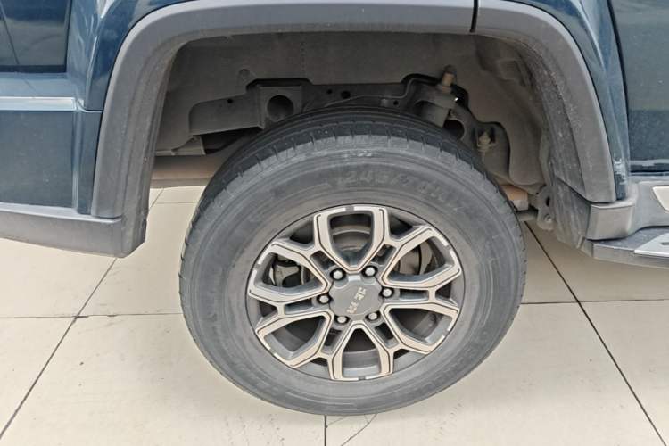 Used BAIC Off-Road BJ40 2020 2.0T Automatic Four-Wheel Drive Urban Hunter Edition Prestige Version Right Rear Wheel Hub