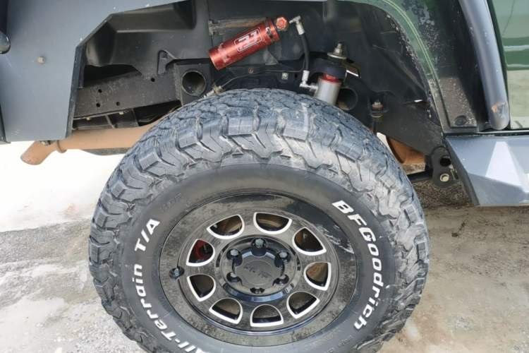 Used BAIC Off-Road BJ40 2020 2.3T Automatic Four-Wheel Drive Rainforest Expedition Edition Right Rear Wheel Hub