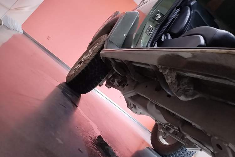 Used BAIC Off-Road BJ40 2020 2.0T Automatic Four-Wheel Drive Tribute Edition 2020 Supreme Version Right Side Sill
