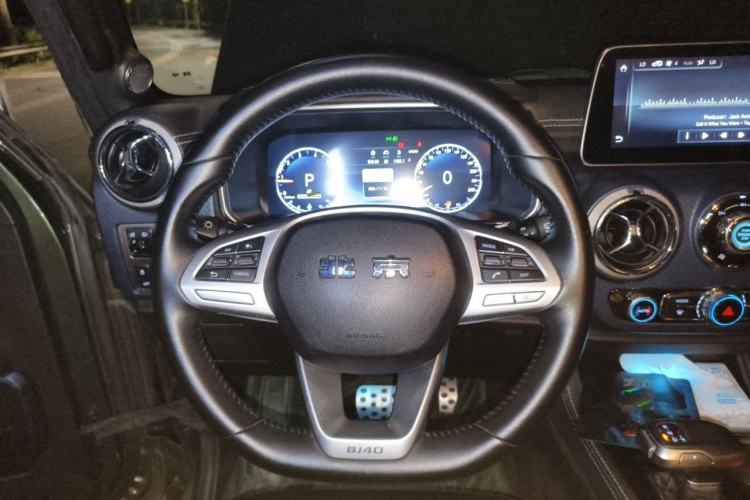 Used BAIC Off-Road BJ40 2020 2.0T Automatic Four-Wheel Drive Tribute Edition 2020 Xieke Version Steering Wheel