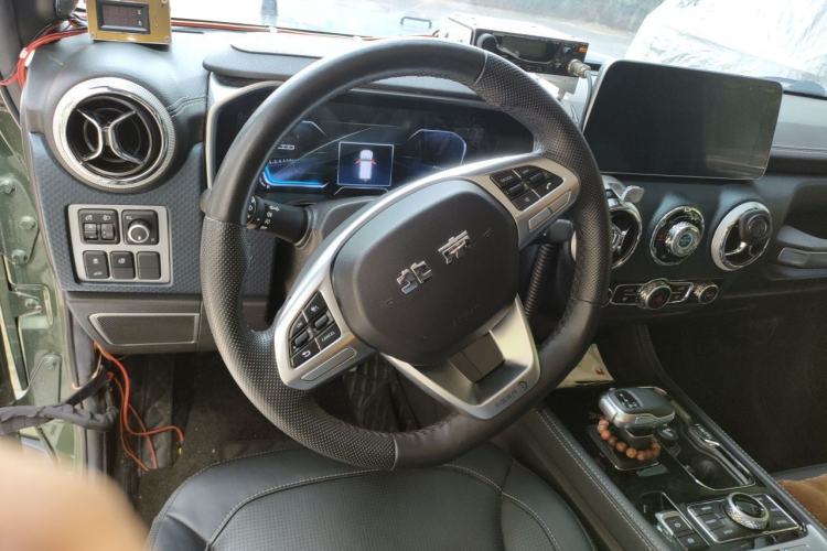 Used BAIC Off-Road BJ40 2020 2.0T Automatic Four-Wheel Drive Tribute Edition 2020 Supreme Version Steering Wheel