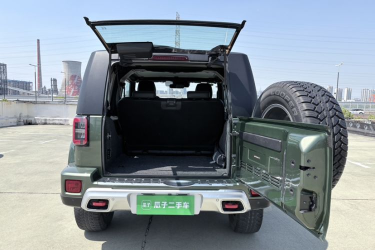 Used BAIC Off-Road BJ40 2020 2.0T Automatic Four-Wheel Drive Tribute Edition 2020 Xieke Version Trunk