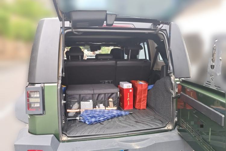 Used BAIC Off-Road BJ40 2020 2.3T Automatic Four-Wheel Drive Rainforest Expedition Edition Trunk