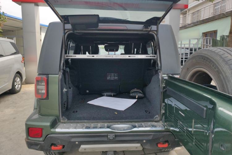 Used BAIC Off-Road BJ40 2020 2.0T Automatic Four-Wheel Drive Urban Hunter Edition Chivalrous Type Trunk