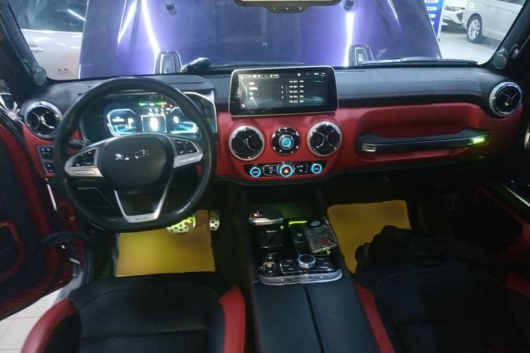 Used BAIC Off-Road BJ40 2020 2.0T Automatic Four-Wheel Drive Urban Hunter Edition Prestige Version Interior 2