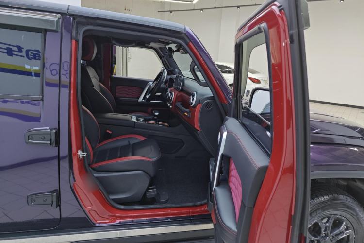 Used BAIC Off-Road BJ40 2020 2.0T Automatic Four-Wheel Drive Urban Hunter Edition Prestige Version Right Front Seat
