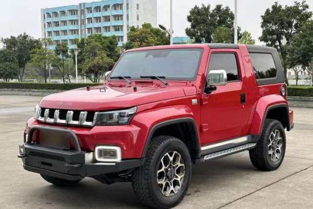 Ojetý BAIC Off-Road BJ40 2020 2.0T Automatic Four-Wheel Drive Tribute Edition 2020 Xieke Version