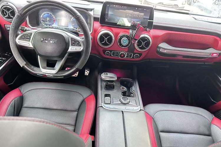 Used BAIC Off-Road BJ40 2020 2.0T Automatic Four-Wheel Drive Urban Hunter Edition Prestige Version Center Console