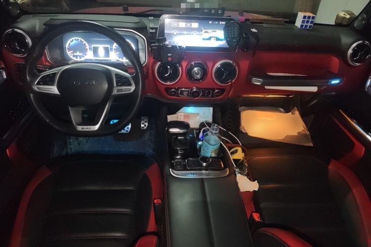 Used BAIC Off-Road BJ40 2020 2.0T Automatic Four-Wheel Drive Urban Hunter Edition Prestige Version Center Console