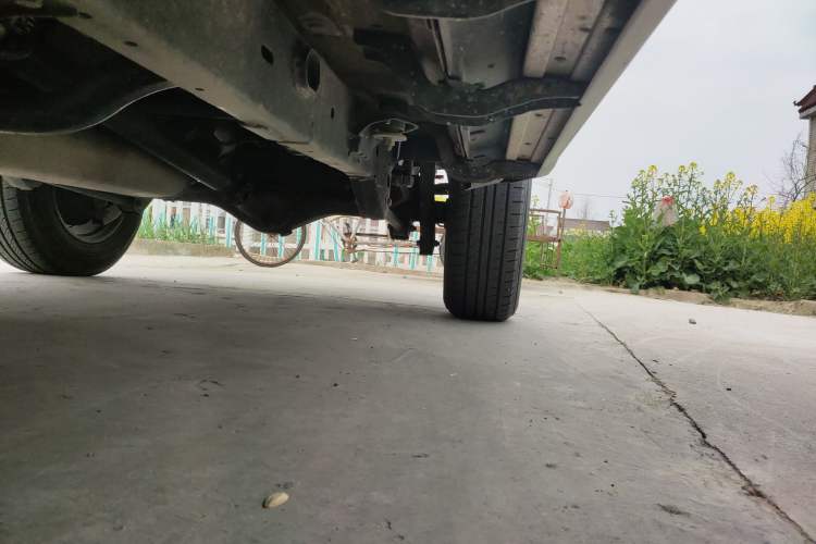 Used BAIC Off-Road BJ40 2020 2.0T Automatic Four-Wheel Drive Urban Hunter Edition Chivalrous Type Chassis Front Left
