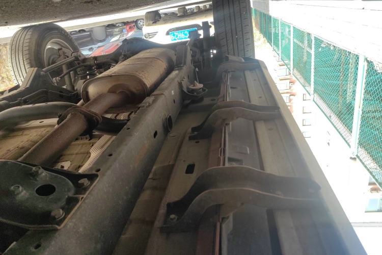 Used BAIC Off-Road BJ40 2020 2.0T Automatic Four-Wheel Drive Urban Hunter Edition Chivalrous Type Chassis Front Right
