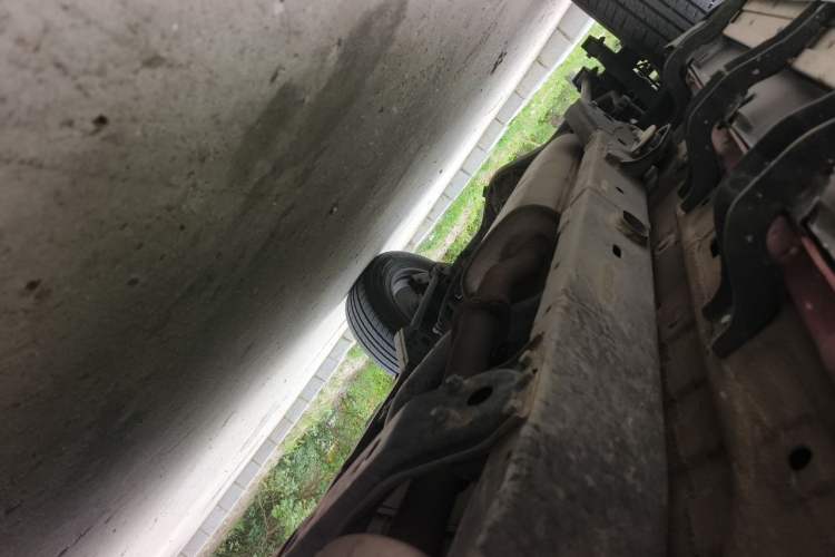 Used BAIC Off-Road BJ40 2020 2.0T Automatic Four-Wheel Drive Urban Hunter Edition Chivalrous Type Chassis Front Right