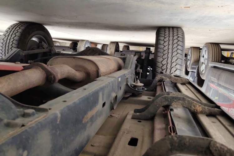 Used BAIC Off-Road BJ40 2020 2.0T Automatic Four-Wheel Drive Urban Hunter Edition Prestige Version Chassis Front Right