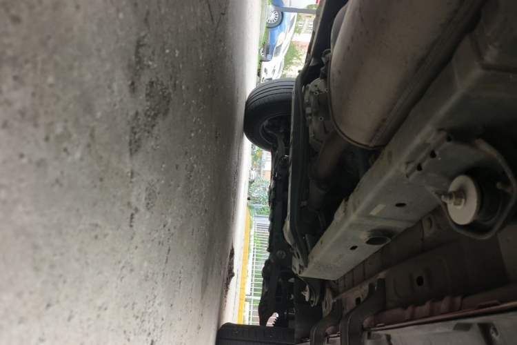 Used BAIC Off-Road BJ40 2020 2.0T Automatic Four-Wheel Drive Urban Hunter Edition Chivalrous Type Chassis Rear Right