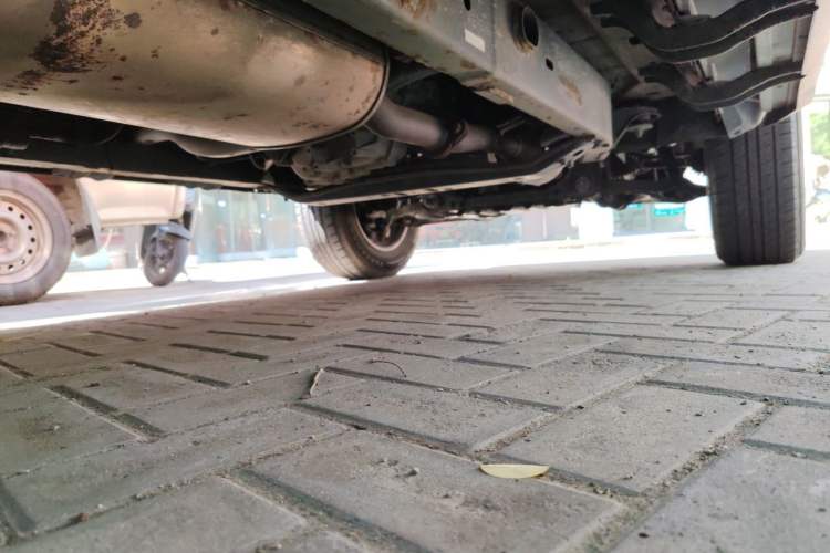 Used BAIC Off-Road BJ40 2020 2.0T Automatic Four-Wheel Drive Urban Hunter Edition Chivalrous Type Chassis Rear Right
