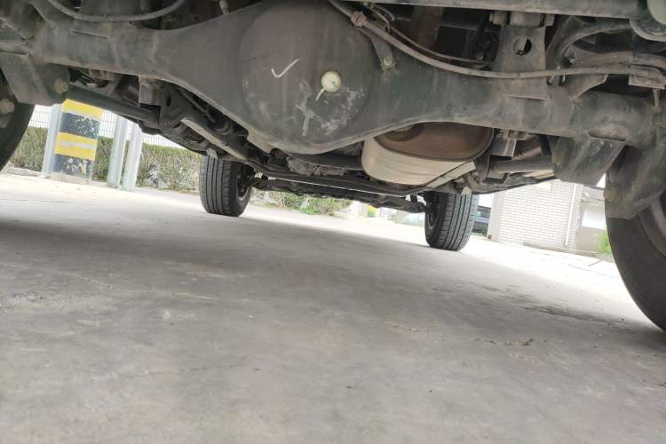 Used BAIC Off-Road BJ40 2020 2.0T Automatic Four-Wheel Drive Urban Hunter Edition Chivalrous Type Chassis Rear