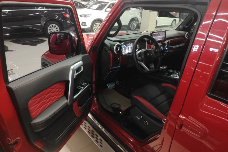 Used BAIC Off-Road BJ40 2020 2.0T Automatic Four-Wheel Drive Urban Hunter Edition Chivalrous Type Driver Seat