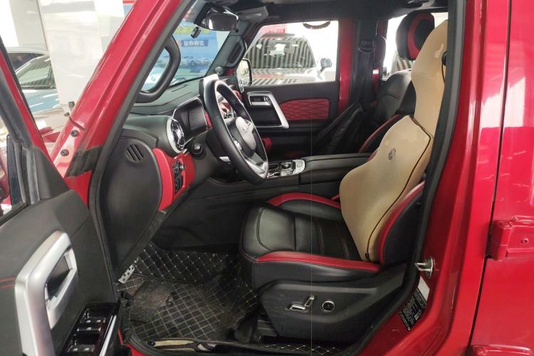 Used BAIC Off-Road BJ40 2020 2.0T Automatic Two-Wheel Drive Urban Hunter Edition Chivalrous Type Driver Seat