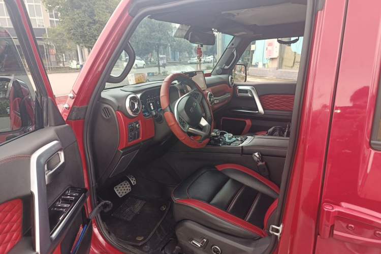 Used BAIC Off-Road BJ40 2020 2.0T Automatic Two-Wheel Drive Urban Hunter Edition Chivalrous Type Driver Seat
