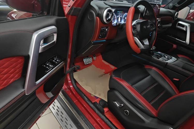 Used BAIC Off-Road BJ40 2020 2.0T Automatic Four-Wheel Drive Urban Hunter Edition Chivalrous Type Driver Seat