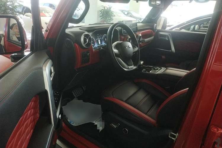 Used BAIC Off-Road BJ40 2020 2.0T Automatic Two-Wheel Drive Urban Hunter Edition Chivalrous Type Driver Seat