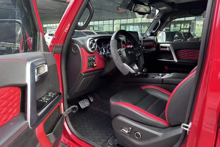 Used BAIC Off-Road BJ40 2020 2.0T Automatic Four-Wheel Drive Urban Hunter Edition Prestige Version Driver Seat