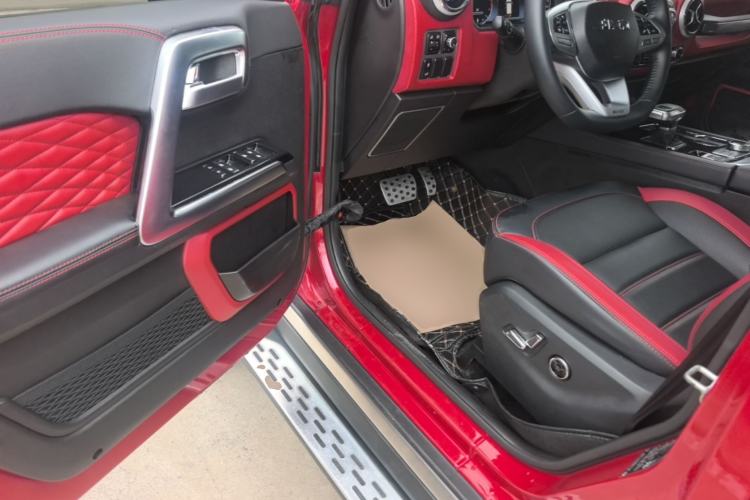 Used BAIC Off-Road BJ40 2020 2.0T Automatic Four-Wheel Drive Urban Hunter Edition Chivalrous Type Driver Seat