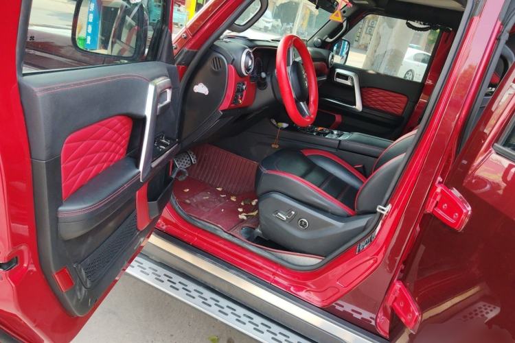 Used BAIC Off-Road BJ40 2020 2.0T Automatic Four-Wheel Drive Urban Hunter Edition Chivalrous Type Driver Seat