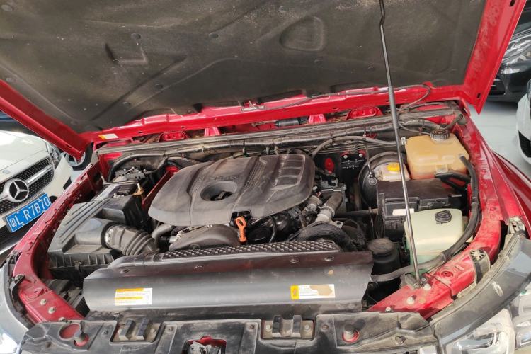 Used BAIC Off-Road BJ40 2020 2.0T Automatic Four-Wheel Drive Tribute Edition 2020 Xieke Version Engine Bay