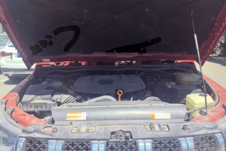 Used BAIC Off-Road BJ40 2020 2.0T Automatic Four-Wheel Drive Urban Hunter Edition Chivalrous Type Engine Bay