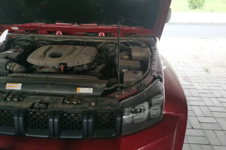 Used BAIC Off-Road BJ40 2020 2.0T Automatic Four-Wheel Drive Tribute Edition 2020 Supreme Version Engine Bay Left