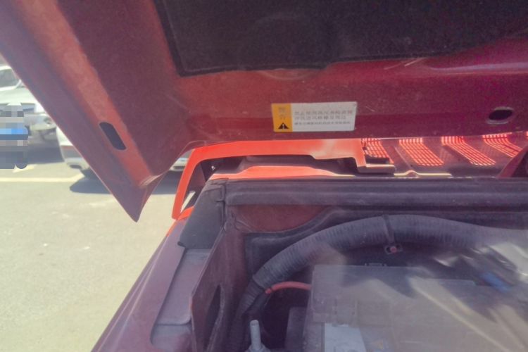 Used BAIC Off-Road BJ40 2020 2.0T Automatic Four-Wheel Drive Urban Hunter Edition Chivalrous Type Engine Bay Right