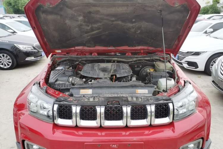 Used BAIC Off-Road BJ40 2020 2.0T Automatic Four-Wheel Drive Urban Hunter Edition Chivalrous Type Engine Bay
