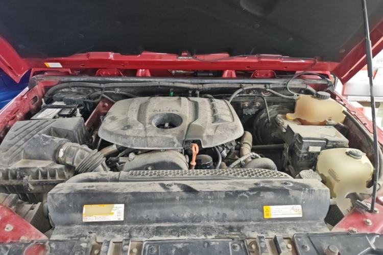 Used BAIC Off-Road BJ40 2020 2.0T Automatic Four-Wheel Drive Urban Hunter Edition Chivalrous Type Engine Bay