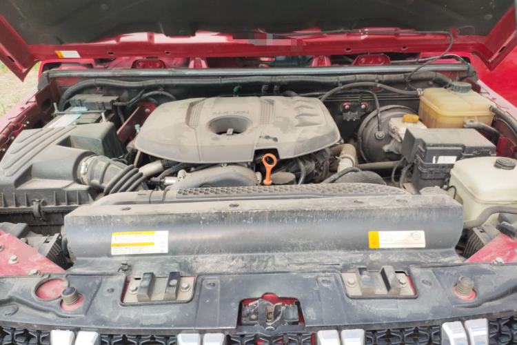Used BAIC Off-Road BJ40 2020 2.0T Automatic Four-Wheel Drive Urban Hunter Edition Chivalrous Type Engine Bay