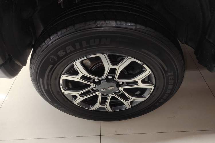 Used BAIC Off-Road BJ40 2020 2.0T Automatic Four-Wheel Drive Urban Hunter Edition Chivalrous Type Exterior 4