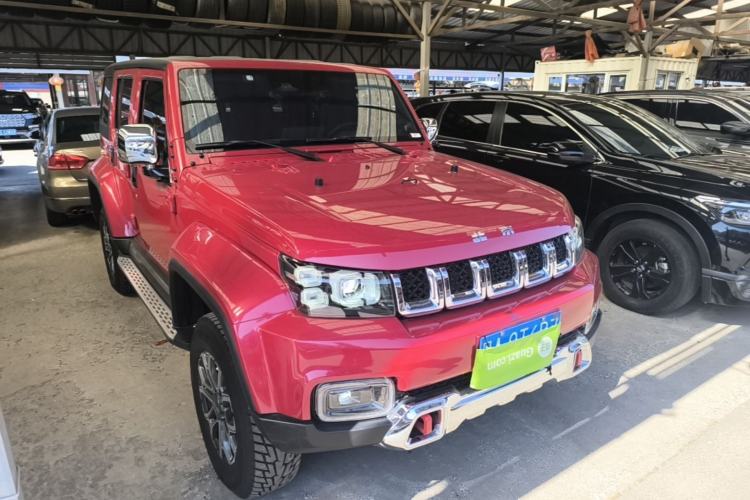 Used BAIC Off-Road BJ40 2020 2.0T Automatic Four-Wheel Drive Urban Hunter Edition Chivalrous Type Front Right 45 Deg