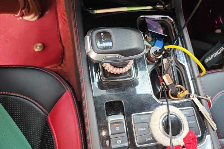 Used BAIC Off-Road BJ40 2020 2.0T Automatic Four-Wheel Drive Urban Hunter Edition Prestige Version Gear Lever