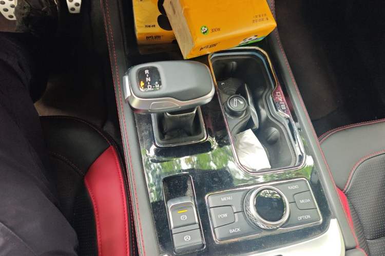 Used BAIC Off-Road BJ40 2020 2.0T Automatic Four-Wheel Drive Tribute Edition 2020 Xieke Version Gear Lever