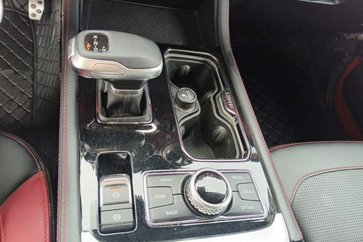 Used BAIC Off-Road BJ40 2020 2.0T Automatic Four-Wheel Drive Urban Hunter Edition Chivalrous Type Gear Lever
