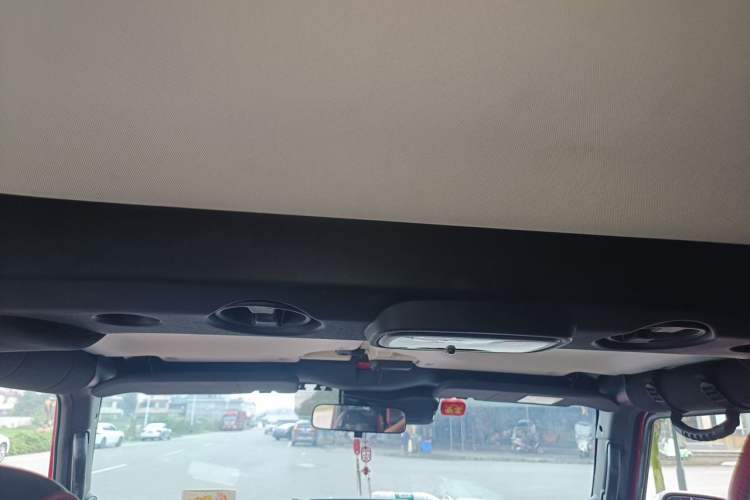 Used BAIC Off-Road BJ40 2020 2.0T Automatic Two-Wheel Drive Urban Hunter Edition Chivalrous Type Headliner