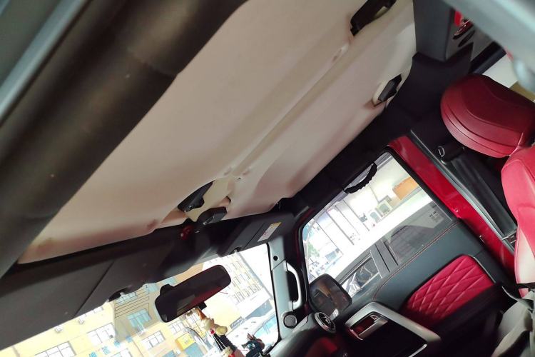 Used BAIC Off-Road BJ40 2020 2.0T Automatic Two-Wheel Drive Urban Hunter Edition Pioneer Version Headliner