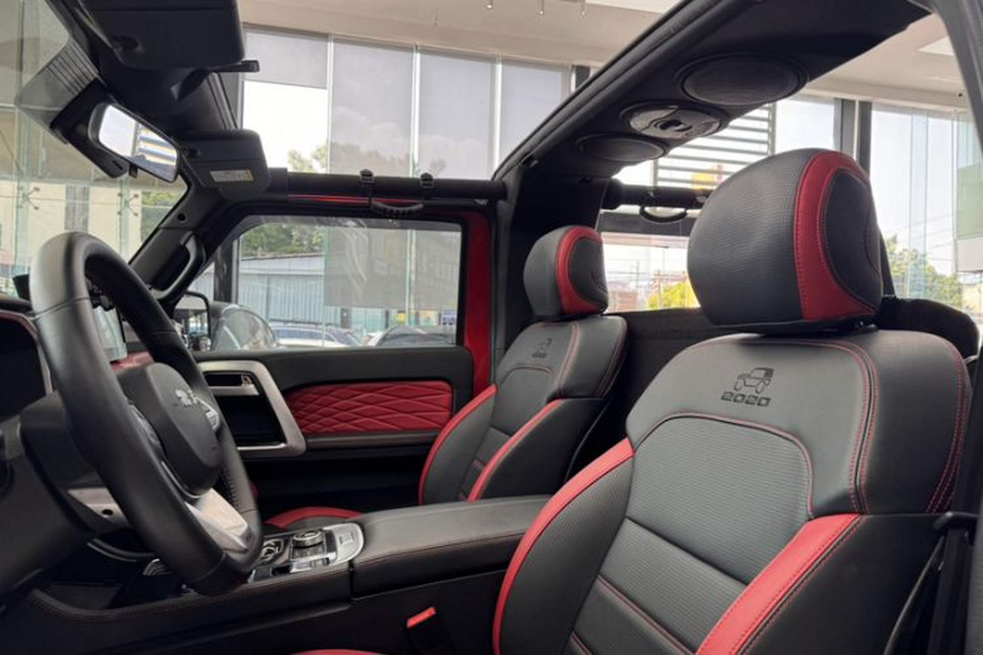 Used BAIC Off-Road BJ40 2020 2.0T Automatic Four-Wheel Drive Tribute Edition 2020 Xieke Version Interior 1