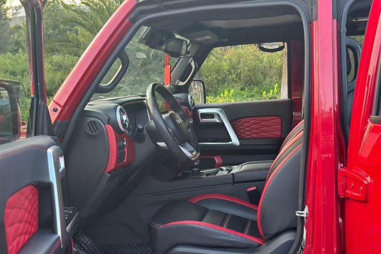 Used BAIC Off-Road BJ40 2020 2.0T Automatic Four-Wheel Drive Urban Hunter Edition Prestige Version Interior 1