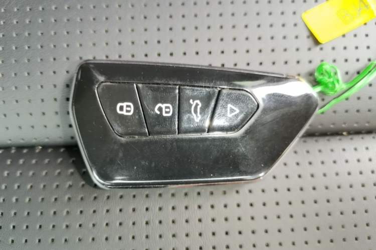 Used BAIC Off-Road BJ40 2020 2.0T Automatic Four-Wheel Drive Urban Hunter Edition Chivalrous Type Interior 1