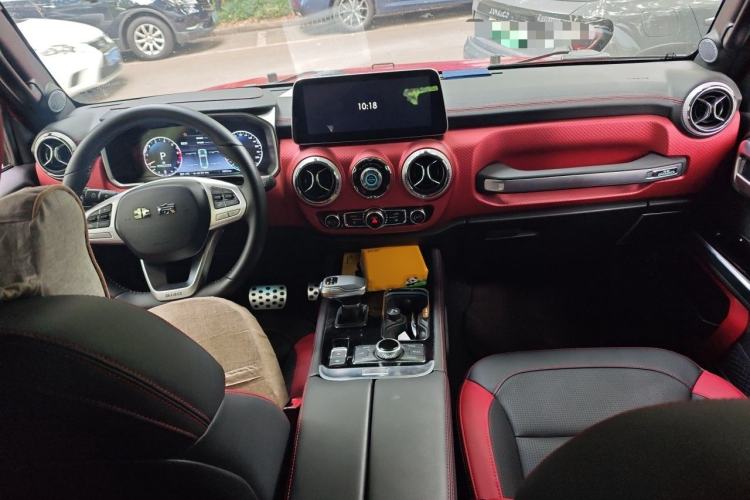 Used BAIC Off-Road BJ40 2020 2.0T Automatic Four-Wheel Drive Tribute Edition 2020 Xieke Version Interior 2