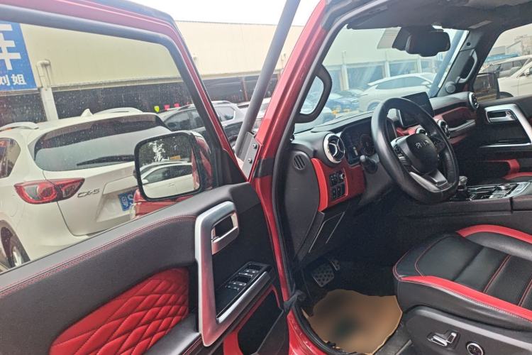 Used BAIC Off-Road BJ40 2020 2.0T Automatic Four-Wheel Drive Urban Hunter Edition Prestige Version Interior 3