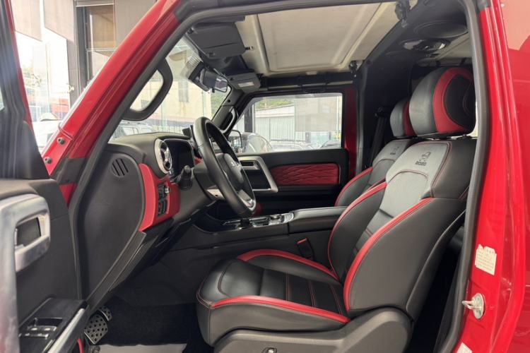 Used BAIC Off-Road BJ40 2020 2.0T Automatic Four-Wheel Drive Tribute Edition 2020 Xieke Version Interior 3